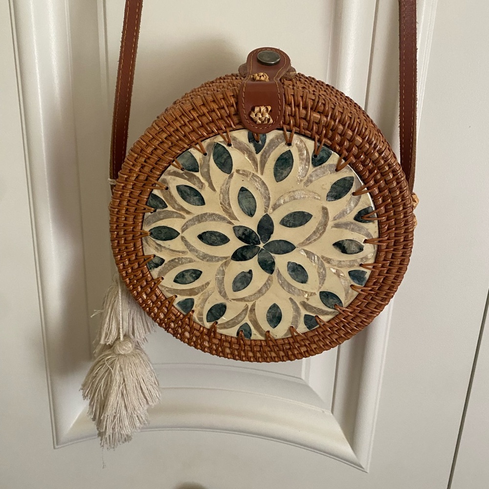 Round Woven Crossbody Bag with Tassel